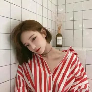等爱的女神